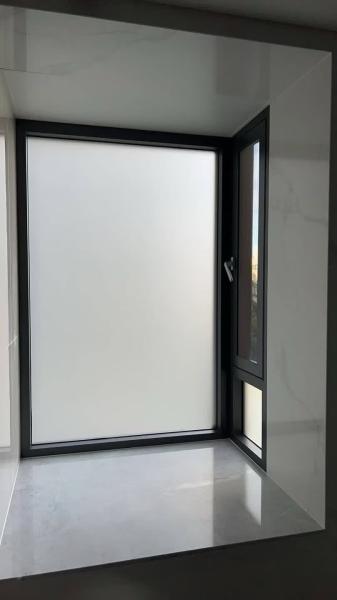 Night-Optimized Folding Window Design Enhancing Lunar Illumination with Low-Reflection Glass Surfaces