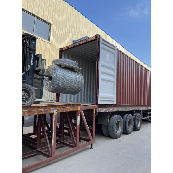 Anti Corrosion Six Lines Pipeline Galvanized Steel Mesh 140m 280m For Oil And Gas