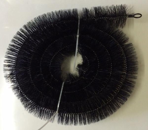 Black Bristle Color Gutter Cleaning Brush 4m Rolls 100mm OD For Gutter Protection