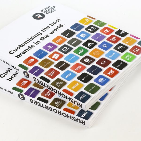 Glossy Paper / Matte Paper Magazine Catalog CMYK Color Booklet Printing