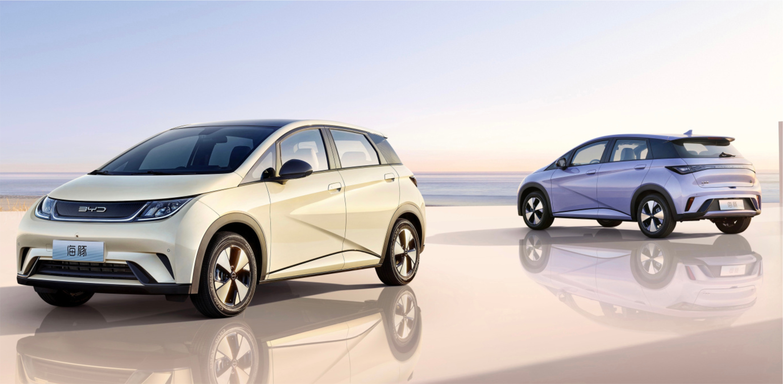 2023 в автомобиле EV седана 405km дельфина запаса BYD рентабельном для семьи