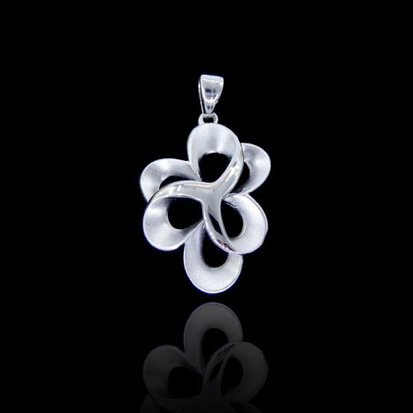 Life Tree Nature Style Plain Silver Pendant For Engagement / Wedding