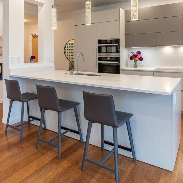 Light Grey Modern Kitchen Cabinet Dining Room Pre Made Lacquer Handless Kitchen Cabinet