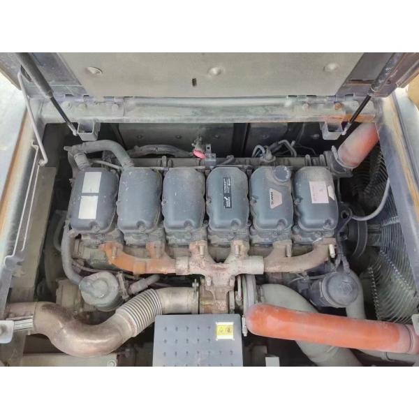 Гидравлический экскаватор Doosan DX520LC с массой 52 тонны