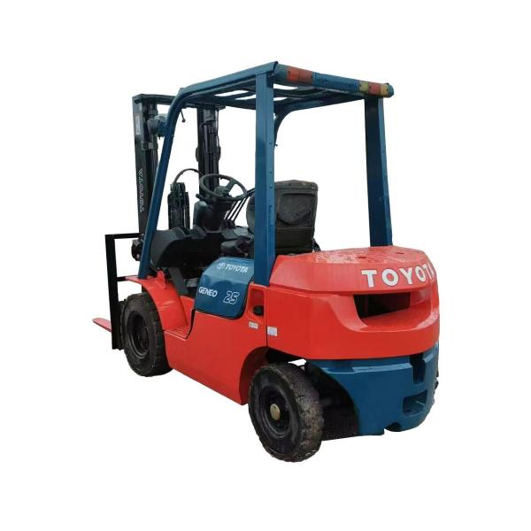 Used Toyota 7F 2.5-Ton Diesel Forklift with High-Performance Engine and Sturdy Metal Build for Smooth Factory and Port Loading/Unloading