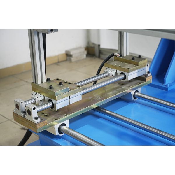 Anti-Deformation High-Efficiency Automatic Four-Side Welding Machine with Precise Positioning for Handmade Kitchen Basins