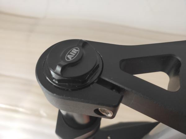 100mm/120mm Travel Aluminum 9mm Open Dropout/135mm Lower Legs Bike Fork