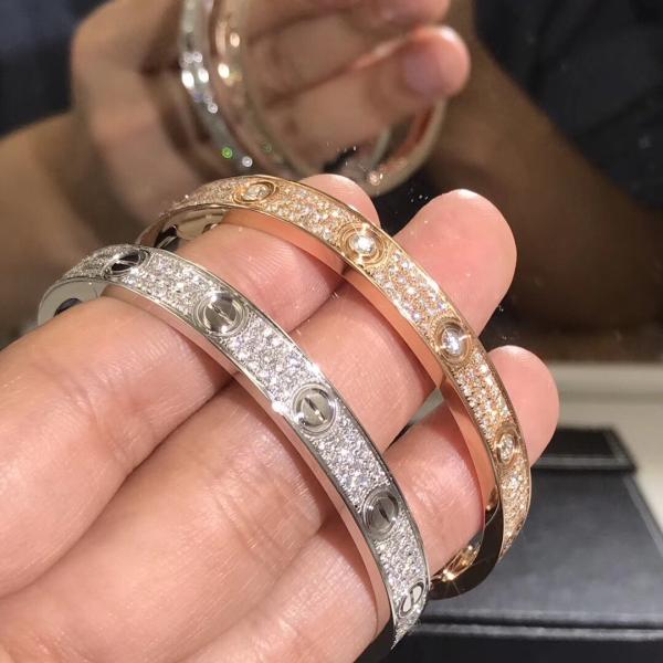 Popular Beautiful Gorgeous Factory Made 18k Car Tier Yellow/White/Rose Gold And Natural Diamonds LOVE Bracelet