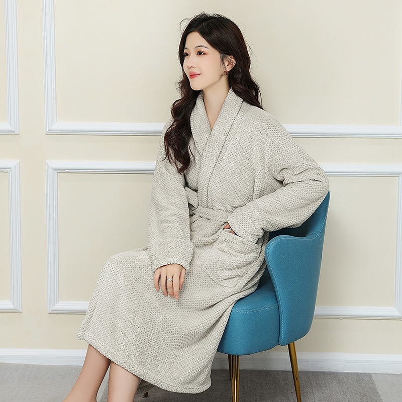Ultra Soft Waffle Fabric Coral Fleece Bathrobe Reusable Long Lasting For Spas Hotels Luxury Home Lounging