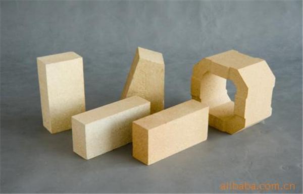 High Purity Zircon Magnesia Bricks , Electro Fused Insulating Fire Bricks