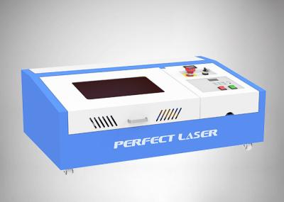 Gravadora a laser de CO2 50w / 40w / Mini máquina de gravação a laser de carimbos de borracha