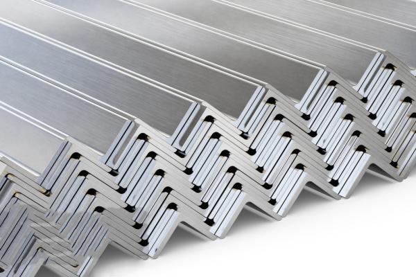 AISI 410 Hot Rolled Stainless Steel Angle Iron Stainless Angle Bar For Engineering Q420