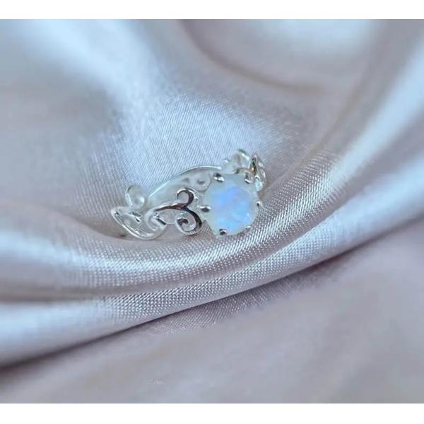 925 Sterling Silver Vine Manufacturer Round ont coupé l'engagement Ring Wholesale Women Jewelry Rings de Moonstone d'arc-en-ciel