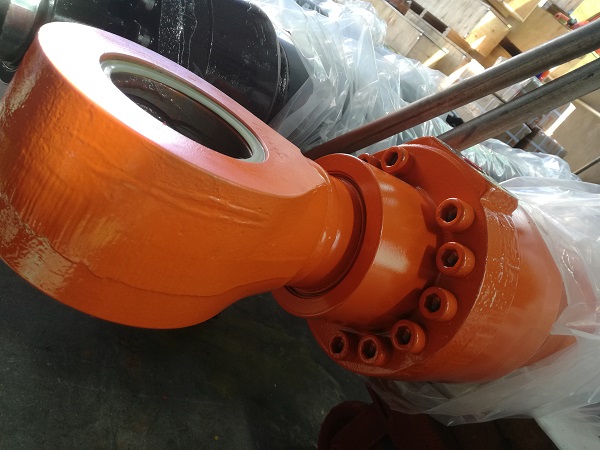 Doosan  solar  s340 bucket hydraulic cylinder Daewoo hydraulic cylinders of construction equipments parts