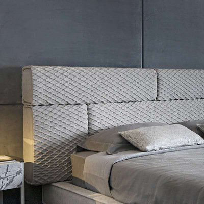 Upholstered Deluxe Double King Size Bed Modern Luxury Bedroom Furniture