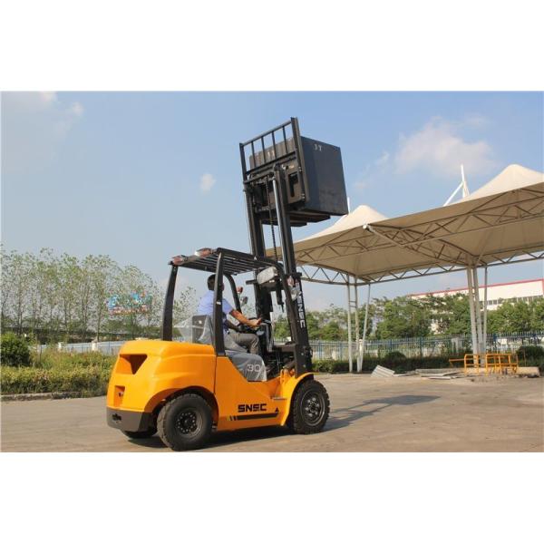 3000 kg contra-equilíbrio caminhão diesel em empilhadeira todo LED luz e transmissão hidráulica