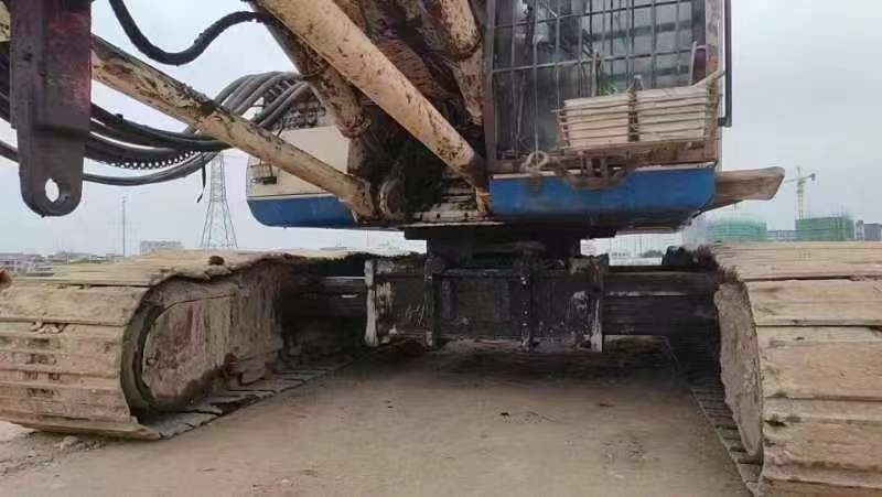 Использованная 2013 SOILMEC SR70 Ротационная буровая установка Максимальная глубина бурения 94 м Гидравлический молоток