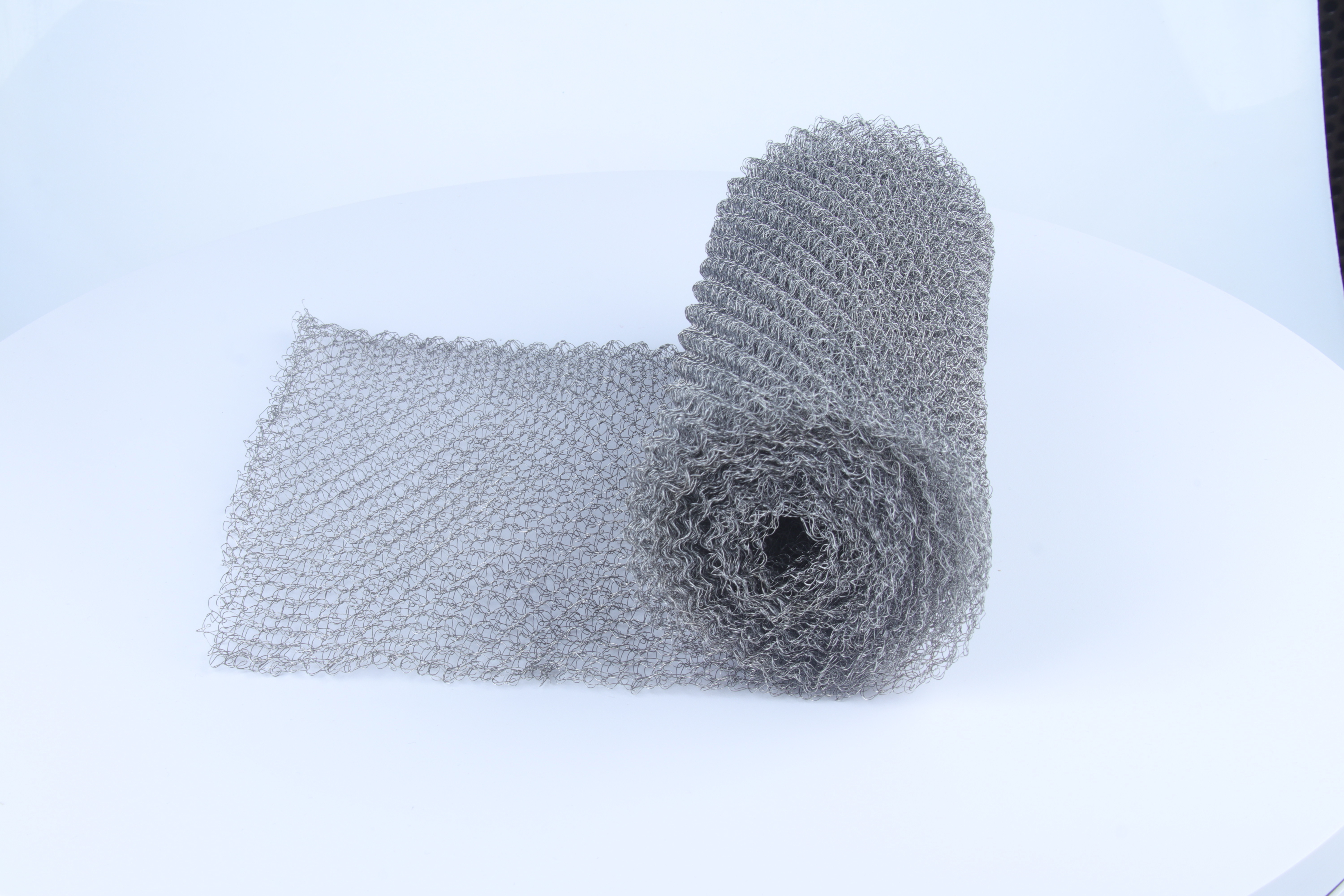 Excellent Thermal Stability Knitted Wire Netting Chemical Resistant