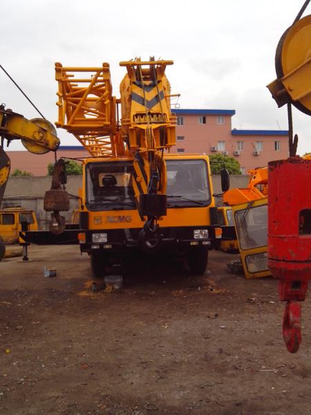 Used XCMG QY-70K TRUCK CRANE FOR SALE CHINA