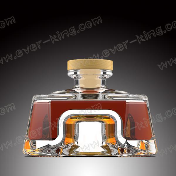 Top del tornillo del OEM 750ml Brandy Glass Bottle With Plastic