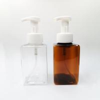 El cosmético cuadrado de la forma ACARICIA las botellas plásticas del espray modificó a Logo Printing para requisitos particulares