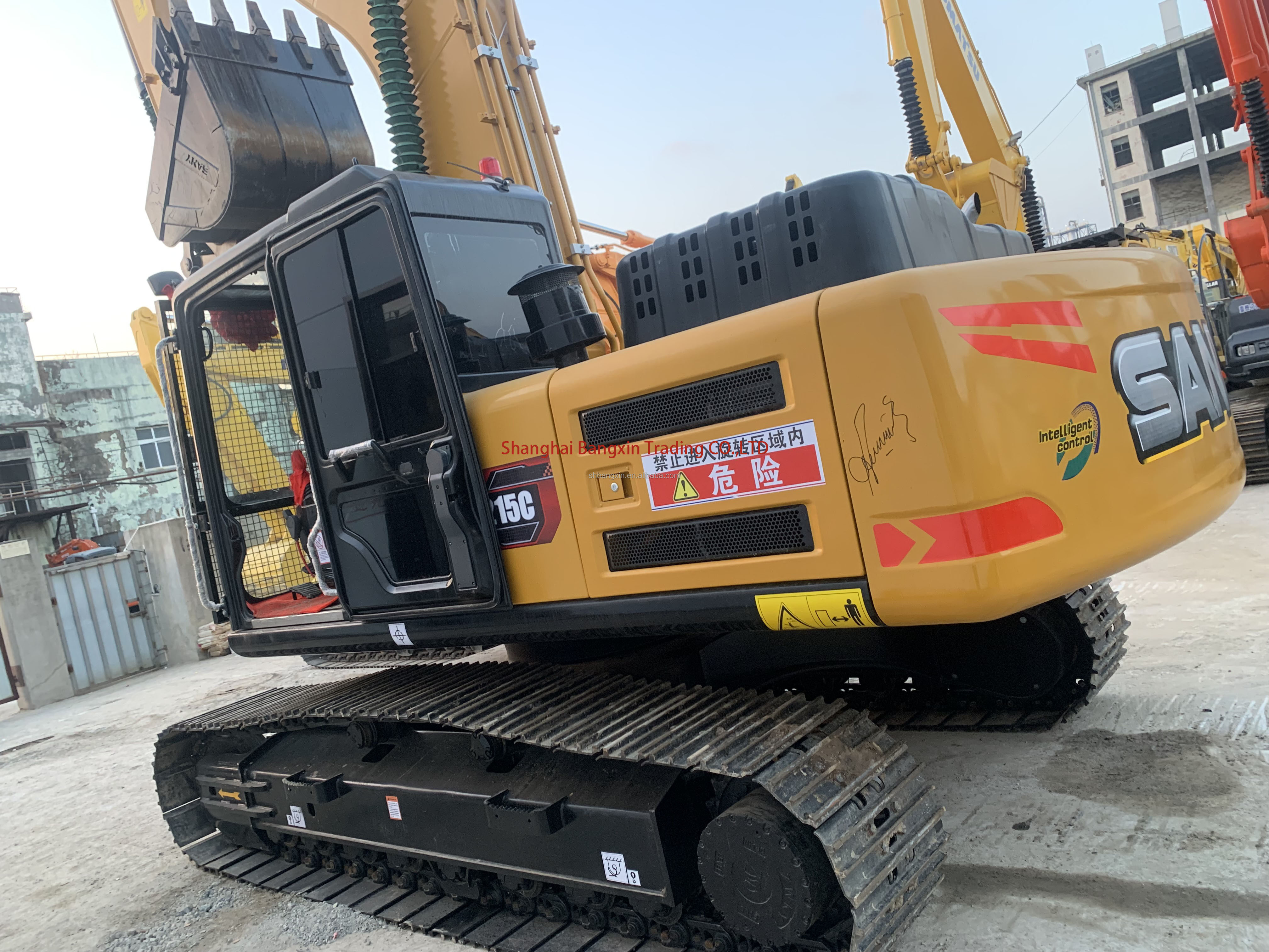 Used Sany SY215 Excavator with Strong Power and Hydraulic Stability