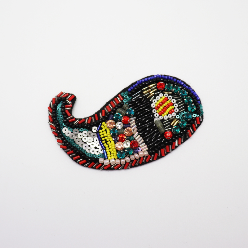 OEM Luxury Large Embroidery Patches Sew-On Rhinestone Patch for Hat Rubber Material Appliqued Technics