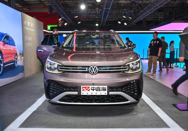 Electric vehicle VW ID6/ID4 pure pure+ pro prime EV car 0km Used car wholesale price Cheap household rechargeable car