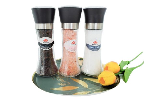 180ml 容量を持つプラスチック塩とペッパー磨き機セット
