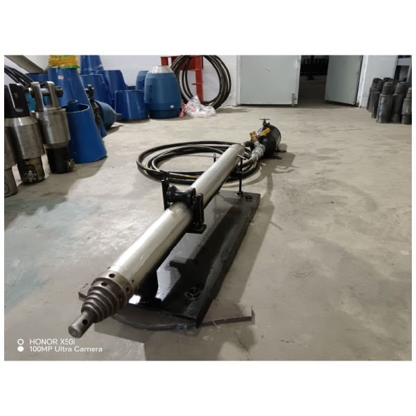 BM60 Pneumatic Impact Mole for 50 mm Pipe Diameter with 2.2-3.3 Hz Impact Frequency and 0.4-0.8 MPa Air Pressure