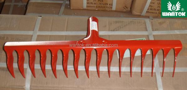 Effortless Yard Maintenance with Durable Garden Rake and Twisted Teeth Design