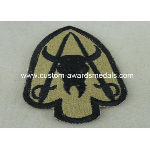 Sew On Handmade Custom Embroidery Patches For Clothes , Eco Friendly