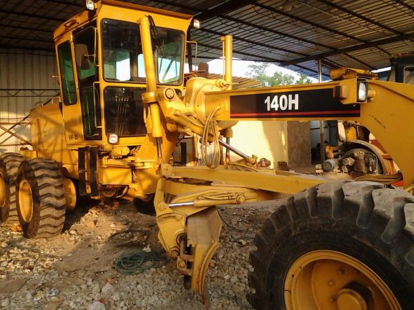 140H Used motor grader  2007
