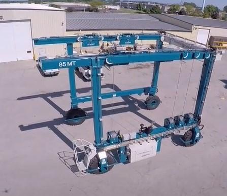 High Performance 16ton Boat Hoist Crane Yacht Handling Machine