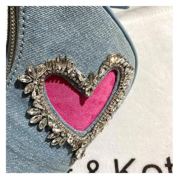 Stylish Heart-Shaped Denim Handbag for Women Single Handle Zipper Closure Cotton Lining