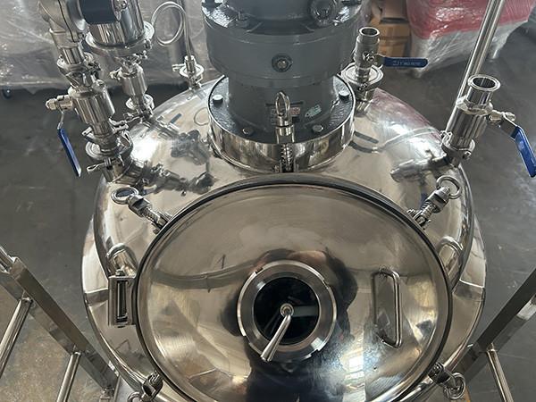 300L Vacuum Emulsifier Mixer Customized Mixing And Heating Tank With Flowmeter