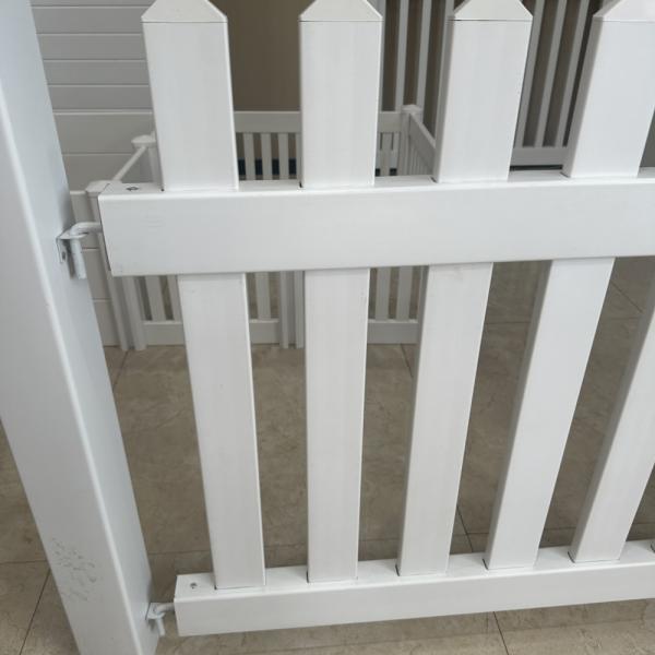 4ft High Quick Install White Pvc Garden Fence Weather Resistant