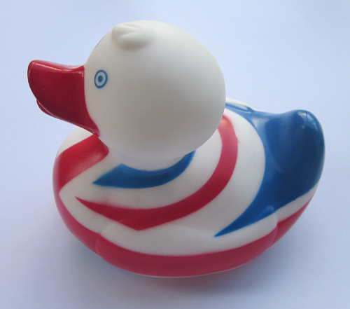 SHENZHEN PVC duck bathroom cartoon TOYS gifts for kids or promotion