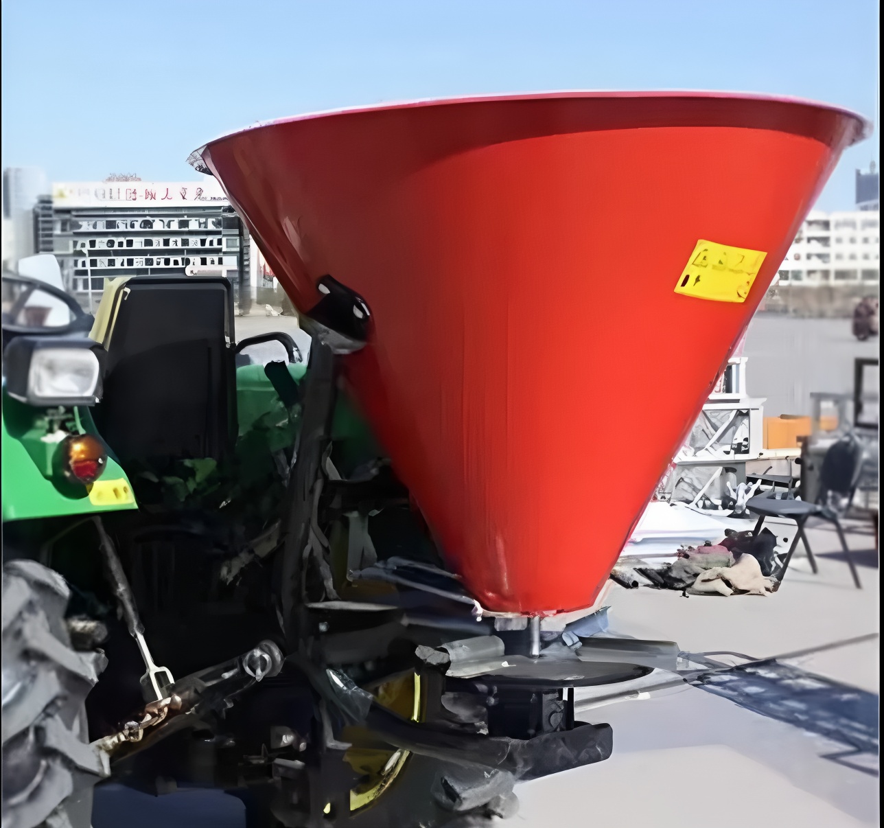 Tractor 3‑Point Hitch Fertilizer Spreader | Agricultural Granular Fertilizer Broadcast Spreader for Farm Use