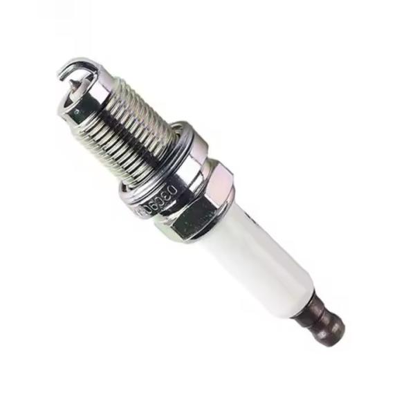 PLFER7A8EG 94833 Auto Parts Spark Plug 06K905601B Automotive Spark Plug