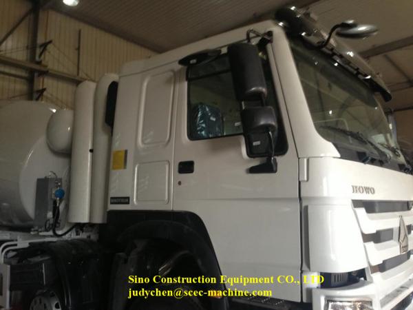 auto 8m3 que carrega o caminhão 371hp do misturador concreto para a fábrica do alimento/bebida