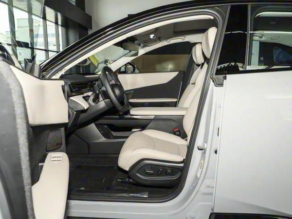 New Car 2025 Mazda EZ-60 PHEV 200km Pro Version& Air Version