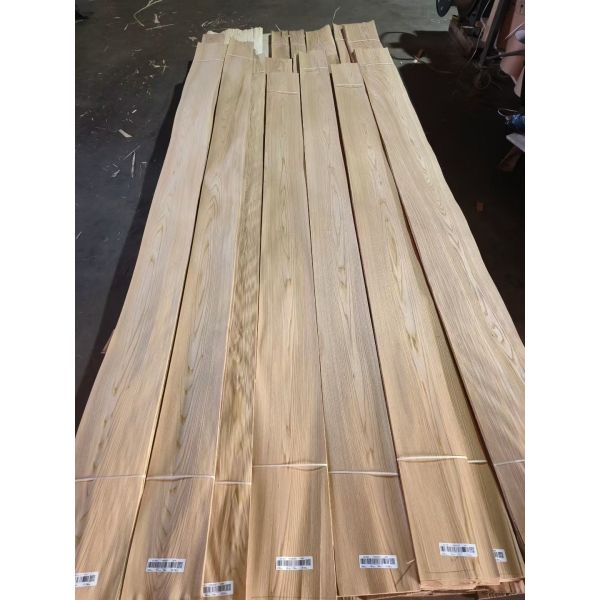 Brown Elm Crown Cut Veneer with 0.5mm Thickness for Hotel Decoration and Furniture