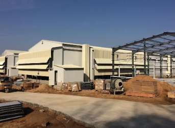 Hot-Dip Galvanized Steel Structure Chicken Coop with Modular Design and Customizable Dimensions for Poultry Farm Building