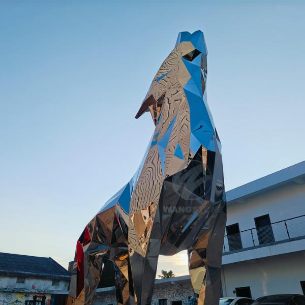 Gran Estatua de Animales Geométricos de Acero Inoxidable