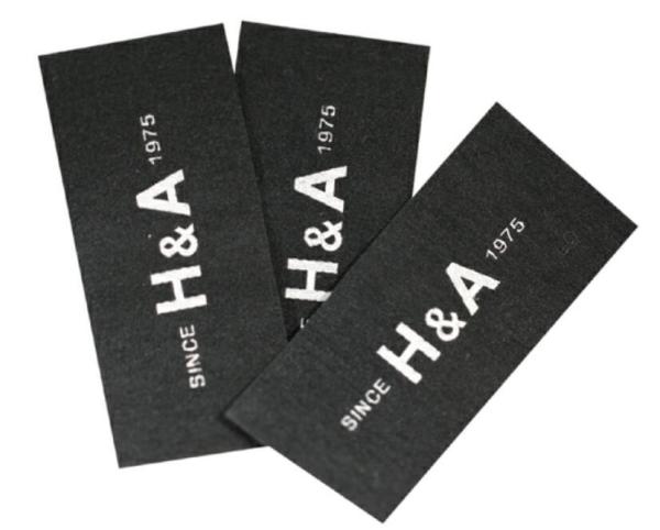 Hot Sale Customized Design Weaving Mac Heat Seal Damask Brand Clothing Garment Centerfold Woven Label