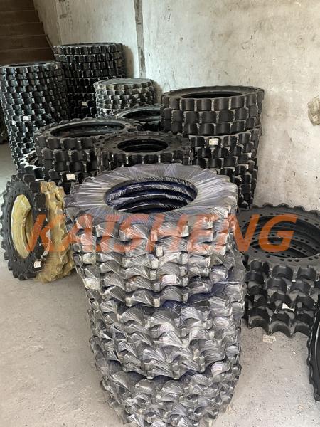 OEM Alloy Steel Excavator Undercarriage Parts Heavy Chain Drive Sprocket 113-27-31320