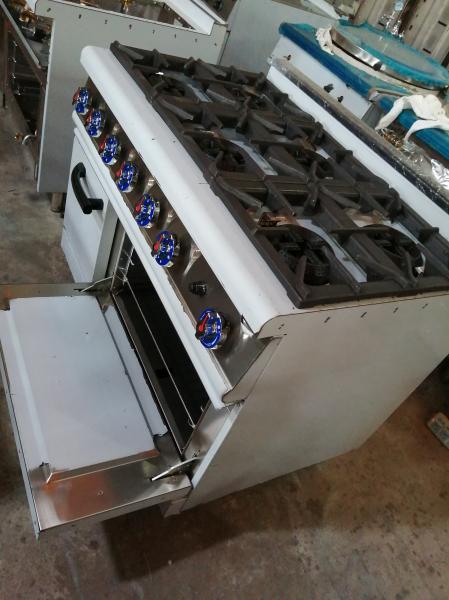 Cozinha industrial que cozinha o fogão de gás autônomo do queimador do equipamento 6 com forno