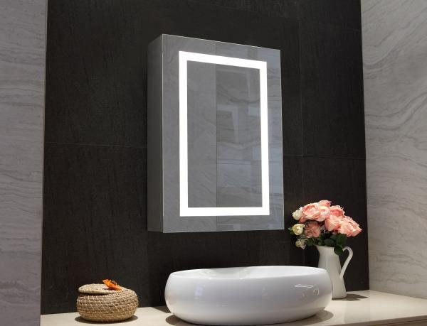 Armário de espelhos de medicina inteligente LED personalizado para decoração de banheiros de hotéis / casas