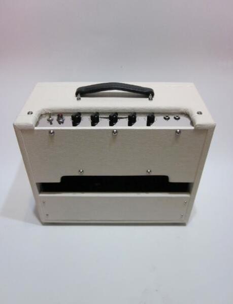 Vox Style All Tube Guitar Amplifier Combo 30W with ReverbGain, Fat Switch, Treble, Bass, Middle, Volume, Reverb